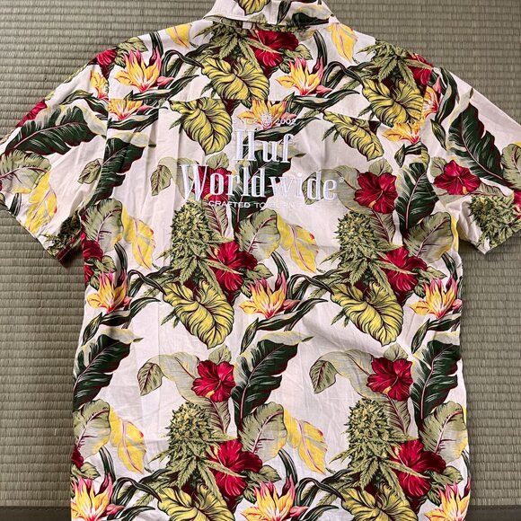 🌴 HUF Floral Button-Up Shirt - "Huf Worldwide" Back Graphic (L) - Picture 3 of 5